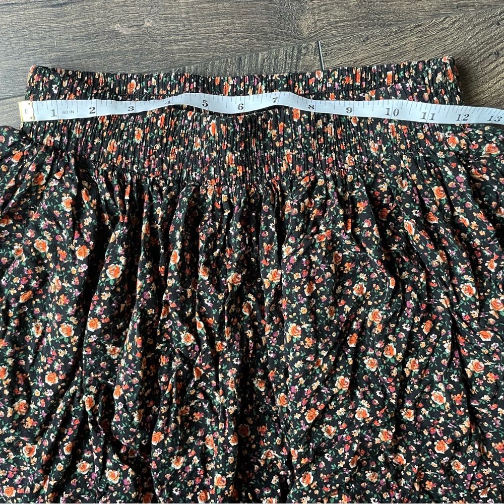 Forever 21 floral skirt medium 90s style - Picture 3 of 5